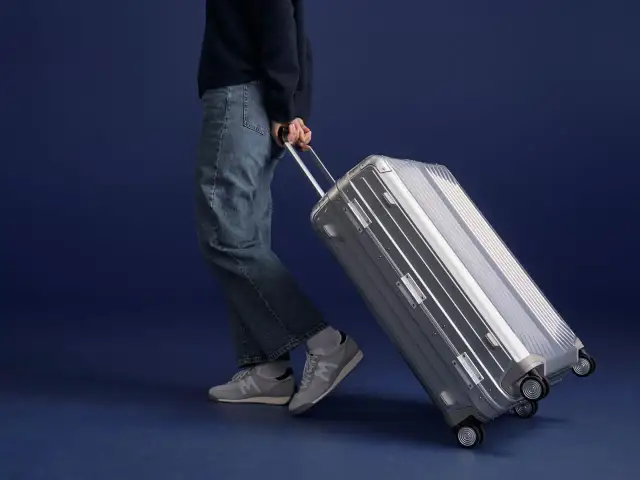 Ile kosztuje dodatkowy bagaż na lotnisku? Nie daj się zaskoczyć wysokim opłatom!