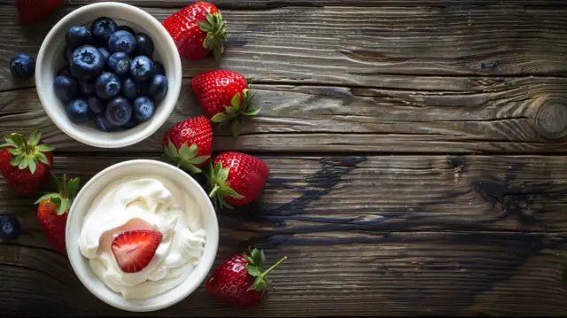 Czym się różni jogurt grecki od zwykłego? - Główne różnice