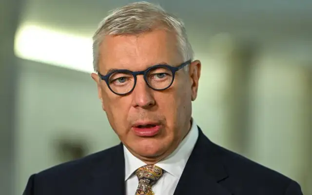 Kto gra Romana w Lombardzie? Poznaj historię Romana Płatka