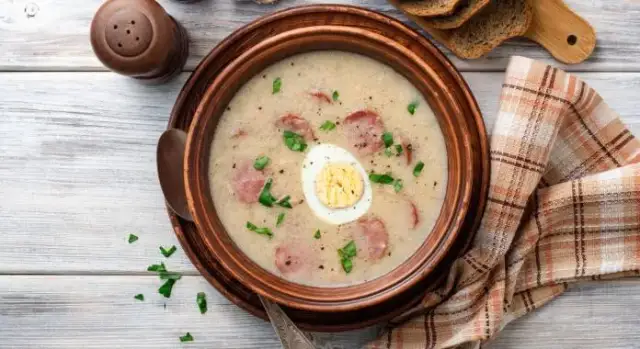 Jak długo zupa w lodówce? Ekspert radzi, jak ją przechowywać