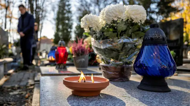 Jak znaleźć zmarłego na cmentarzu Wałbrzych - proste sposoby i porady