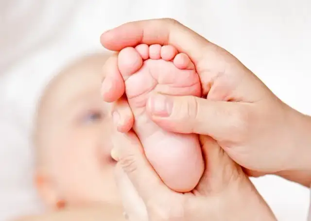 Jak postępować z dzieckiem adoptowanym, by zbudować silną więź?