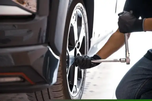 Jak wyjąć koło zapasowe Fiat Doblo - proste kroki, które musisz znać