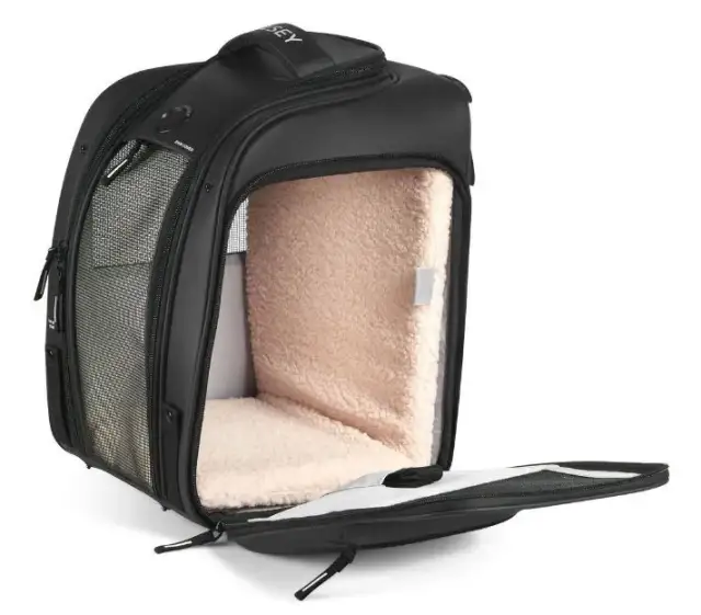 Bezpieczny transporter motocyklowy dla psa - wybór i porady ekspertów