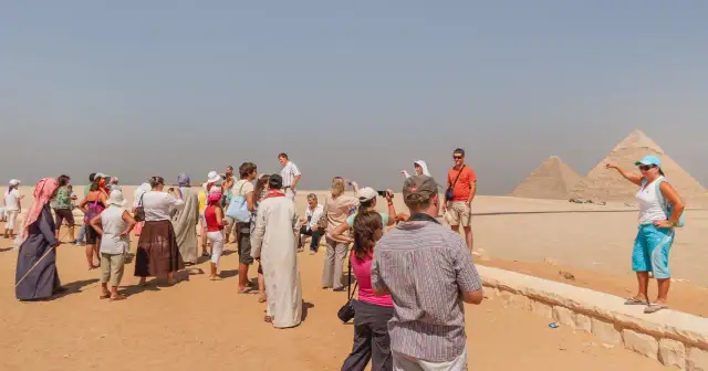 Czy Egipt jest bezpieczny dla turystów? Poznaj prawdziwe zagrożenia