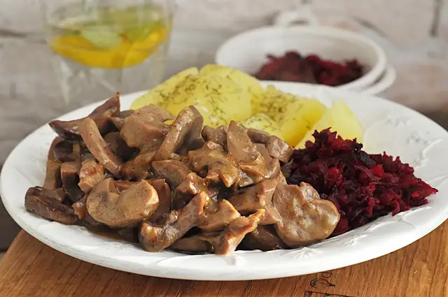 Jak oczyścić nerki wieprzowe, aby uniknąć nieprzyjemnego smaku?