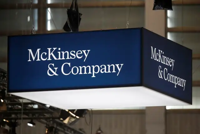 McKinsey: Kim są, ile zarabiają i dlaczego budzą kontrowersje?