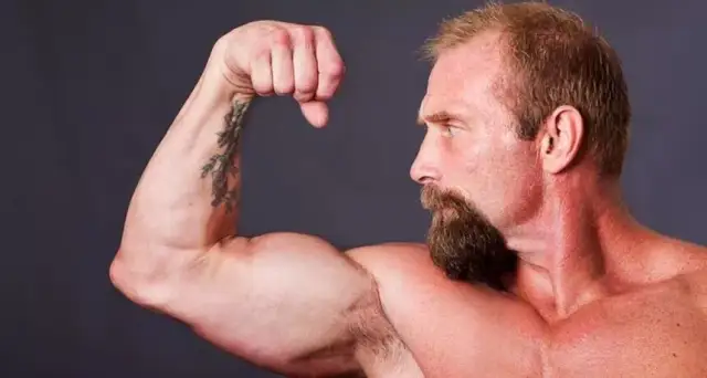 Testosteron przed czy po treningu - kiedy najlepiej go przyjmować?