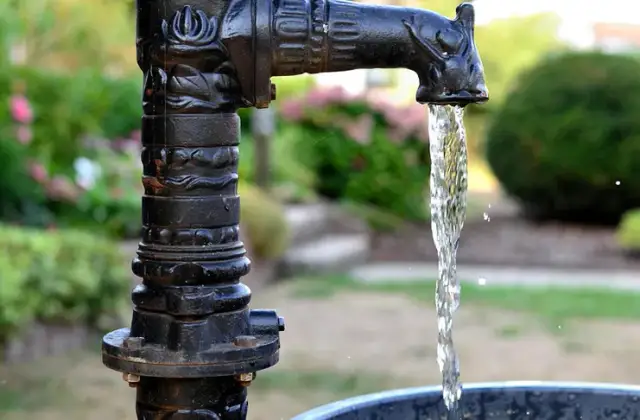 Jaki hydrofor do zraszaczy? Wybierz najlepszy model dla swojego ogrodu