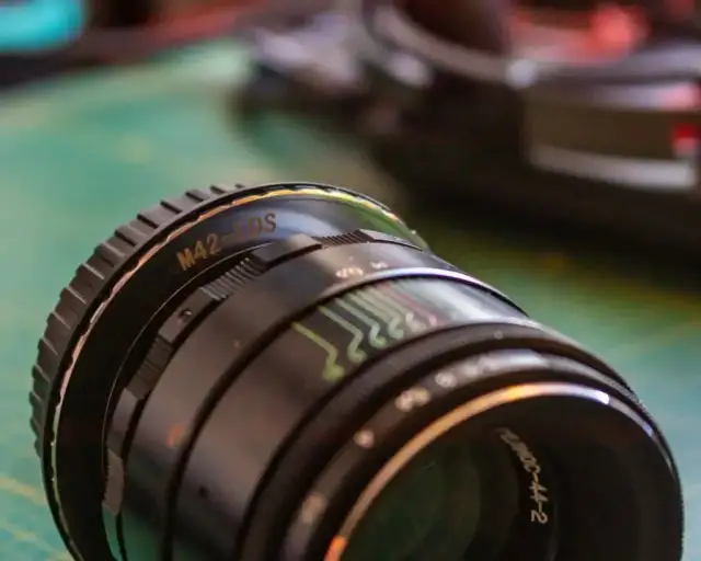 Obiektywy M42: Przewodnik po najlepszych, adapterach i cenie
