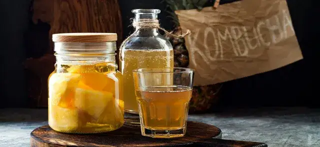 Ile cukru w kombuchy? Rozwiewamy mity i podajemy fakty