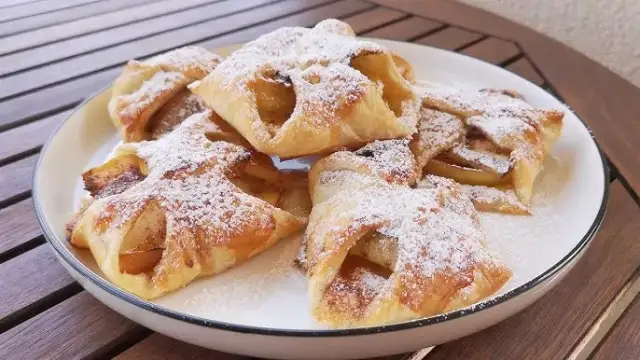 Ciastka z ciasta francuskiego z jabłkami: przepis, który zawsze się udaje