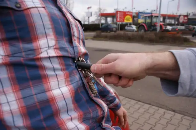 Jak używać kubotana w samoobronie, aby skutecznie się bronić