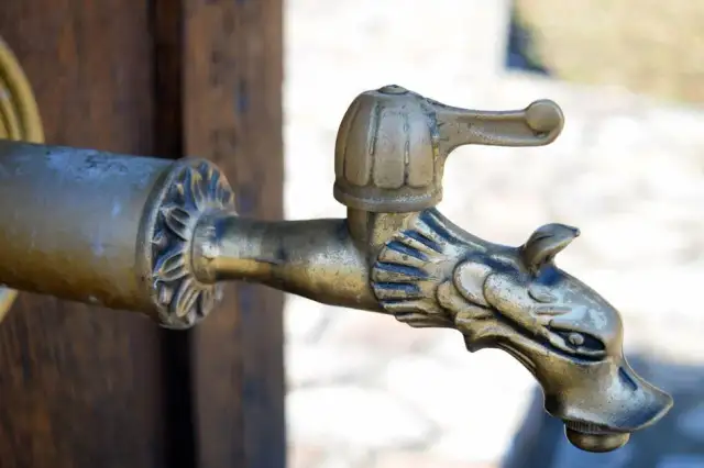 Jak zamontować kran na elewacji - uniknij najczęstszych błędów