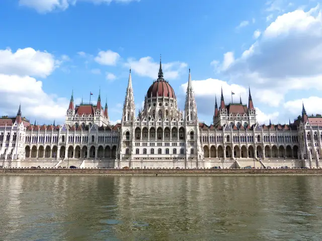 Budapeszt mapa atrakcji - odkryj najważniejsze miejsca bez stresu