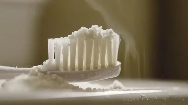 Soda oczyszczona na zęby: Mit czy realne zagrożenie dla szkliwa?