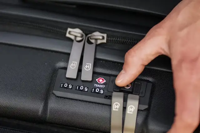 Reset kodu w walizce: Zmień lub otwórz, nawet gdy zapomniałeś!