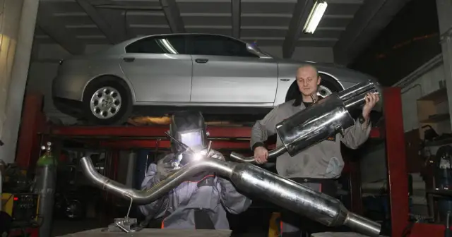 Ile kosztuje zrobienie wydechu w samochodzie i co wpływa na cenę?