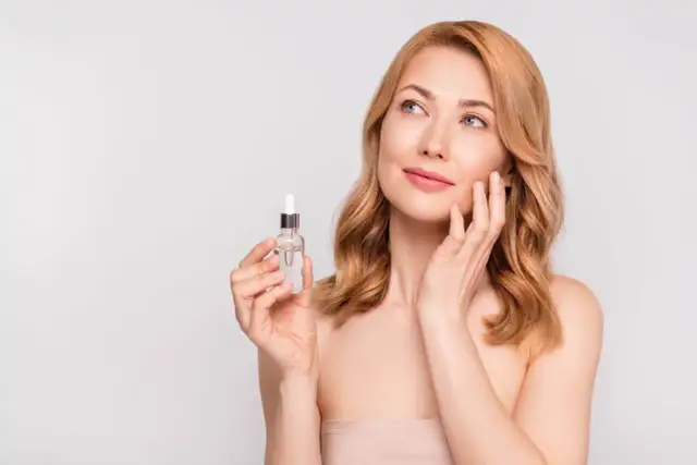 Kiedy nakładać olejek na twarz, aby uzyskać najlepsze efekty?