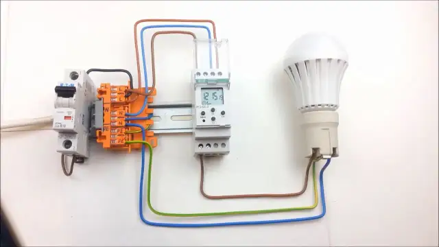 Programator czasowy DIN: Podłącz bezpiecznie i oszczędzaj energię.