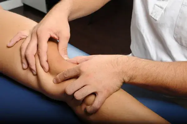 Czas oczekiwania na artroskopię kolana NFZ - co musisz wiedzieć?