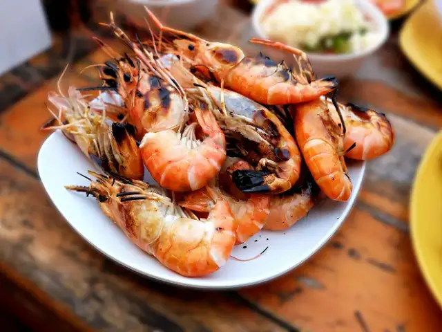 Gambas grillées : le guide pour une cuisson juteuse et savoureuse