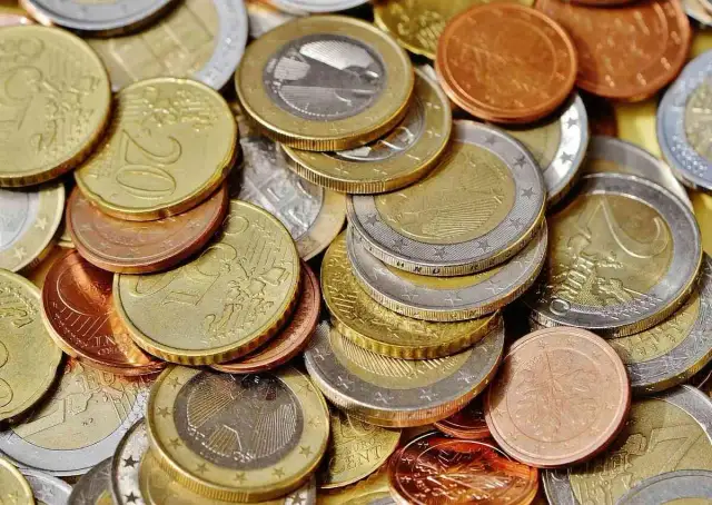 Zarobki w Media Expert: Ile zarobisz? Sprawdź stawki i benefity