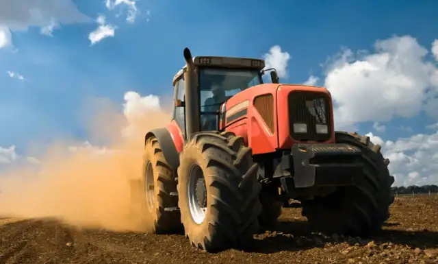  Kategoria prawa jazdy T - czym można jeździć i jakie daje uprawnienia?