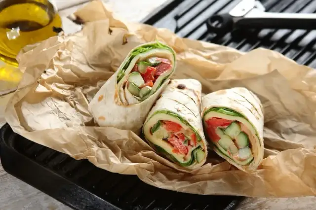 Jak zrobić tortille na patelni - proste przepisy i praktyczne porady