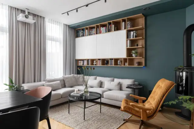 Aranżacja ściany nad kanapą: 25+ inspiracji i porad