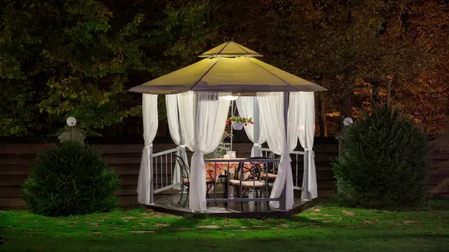 Jaki kolor altany na działce? Sprawdź, jak uniknąć błędów w wyborze