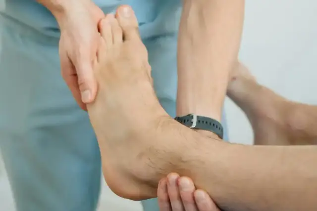 Jak długo trwa rehabilitacja po złamaniu kostki? Oczekiwania i fakty