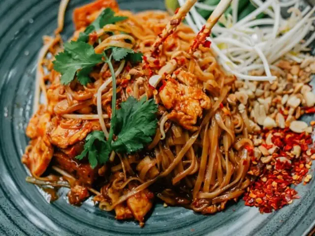 Pad Thai: Skąd pochodzi i dlaczego podbił świat?
