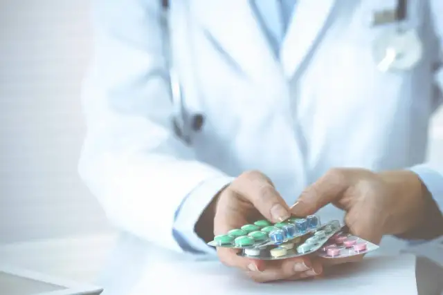 Skuteczne leki na zatoki bez recepty, które przyniosą ulgę