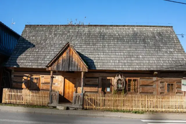 Chochołów skansen: odkryj piękno drewnianej architektury i historii