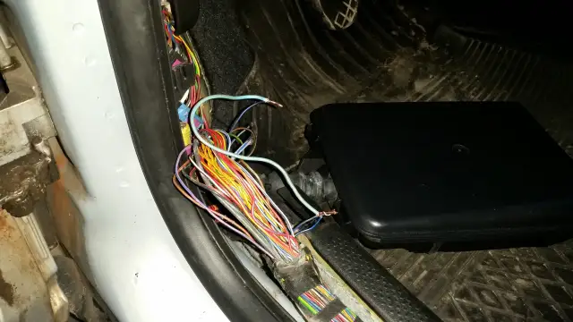 Passat B5: Gdzie moduł komfortu? Lokalizacja i naprawa