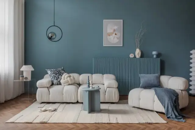 Idealna wysokość półki nad kanapą – uniknij błędów w aranżacji