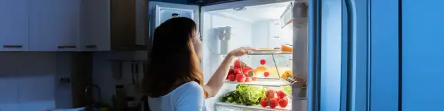 Optymalna temperatura w lodówce: +4°C to świeżość i niższe rachunki