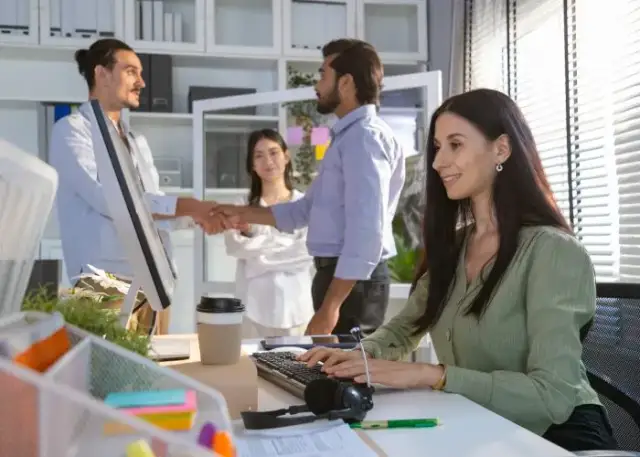 Kiedy pracodawca może dopuścić nowo zatrudnionego pracownika do pracy?