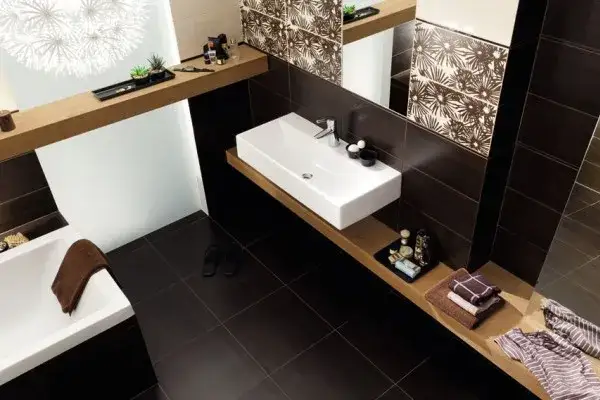 Jak obliczyć kafelki do łazienki: 5 kroków do idealnego remontu