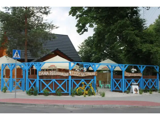 Gdzie zjeść w Zwierzyńcu? Odkryj najlepsze lokale gastronomiczne