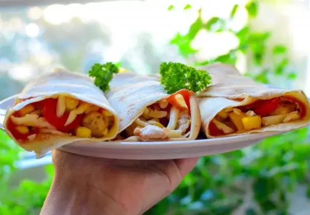 Naleśniki gyros jak z restauracji – idealny przepis na smak domowy