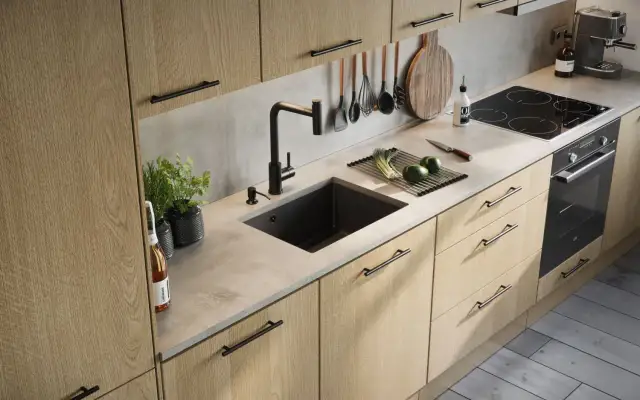 Jak silikonować zlew: proste kroki, aby uniknąć przecieków i problemów