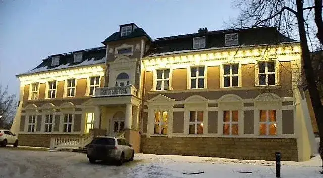Pałac Dąbrowa Górnicza: luksusowe noclegi i sale bankietowe w centrum