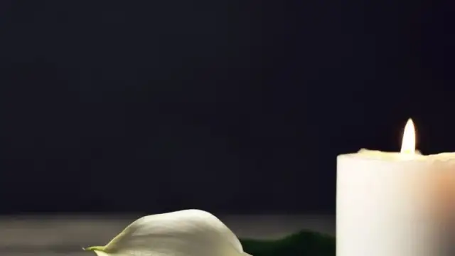 Sennik: co oznacza śmierć osoby która żyje w twoim śnie?