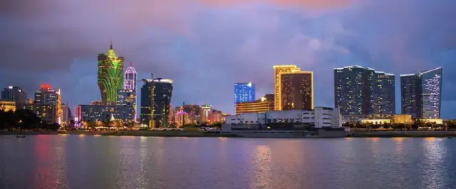 Najbogatsze miasto hazardu na świecie – Makau i jego cztery razy większe wpływy niż w Las Vegas