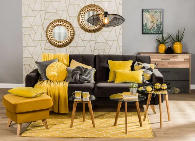 Co powiesić na ścianie w salonie? 12 inspirujących pomysłów na dekorację