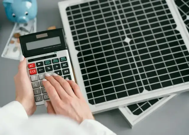 Fotowoltaika: Czego nie mówią? Poznaj ukryte koszty i realia!