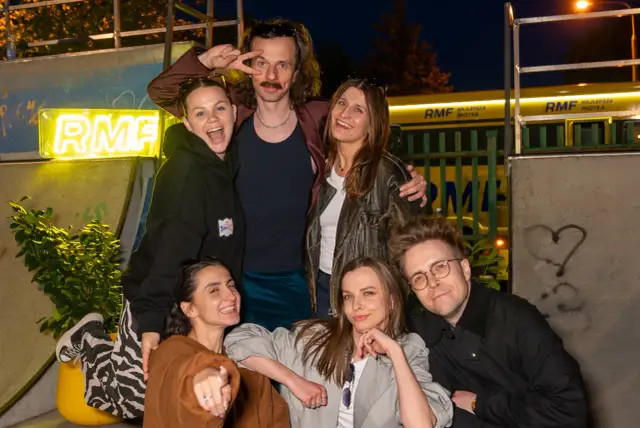 Jak zamówić piosenkę w RMF FM i sprawić, by zagrała na antenie