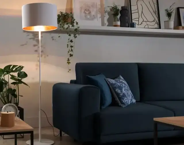 Abażur co to? Poznaj jego funkcje i znaczenie w aranżacji wnętrz